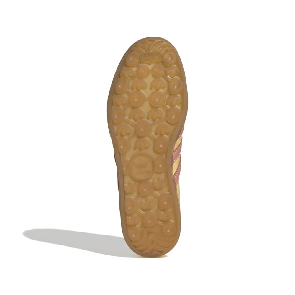 Active Step Move Glide adidas Gazelle Indoor Yellow