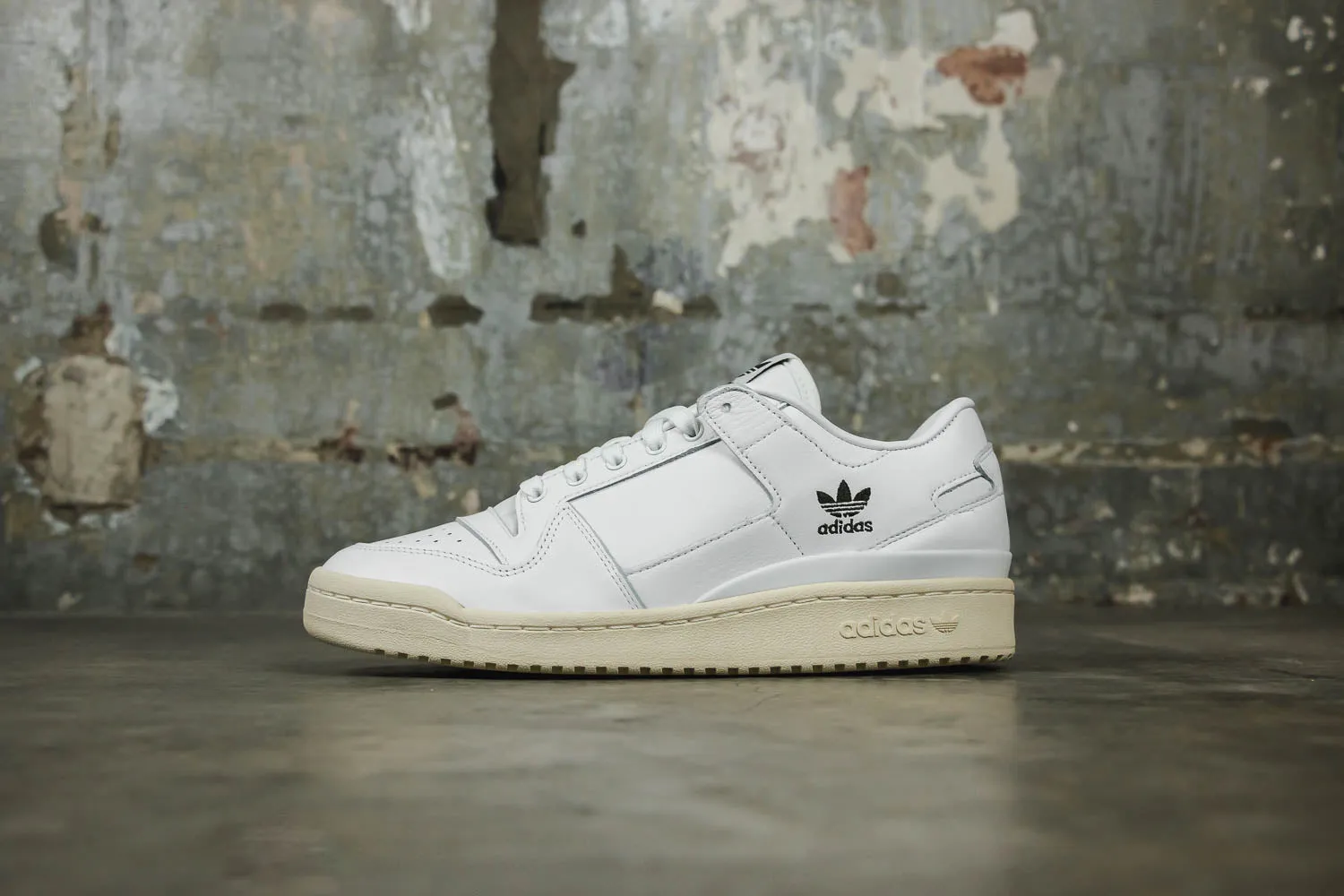 adidas Forum 84 Low ADV Step Easy