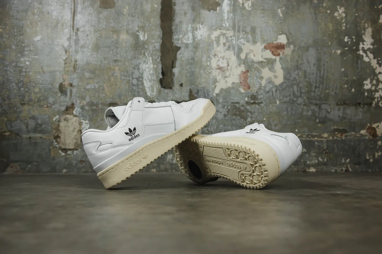 adidas Forum 84 Low ADV Step Easy