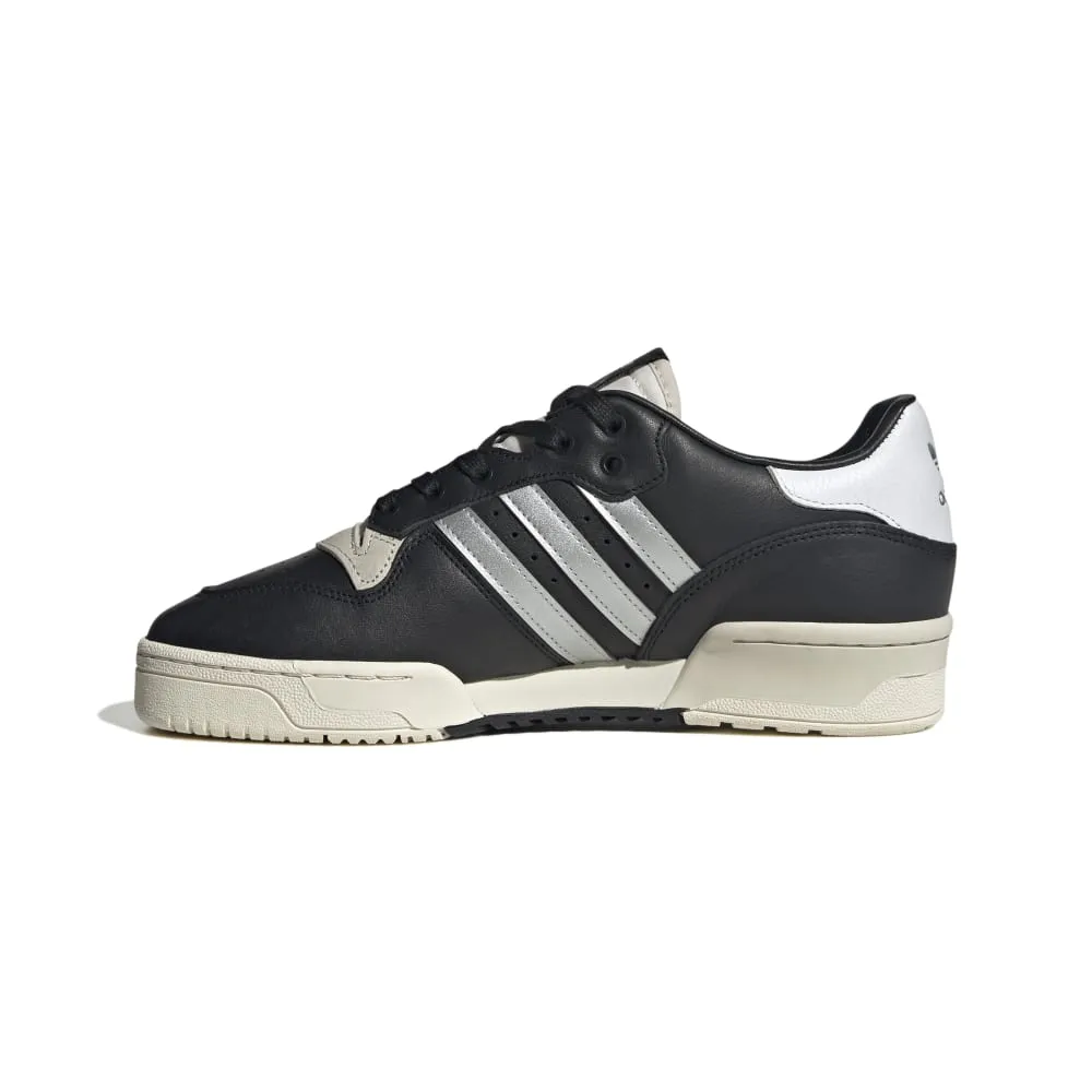Minimal Weight adidas Rivalry Low Consort