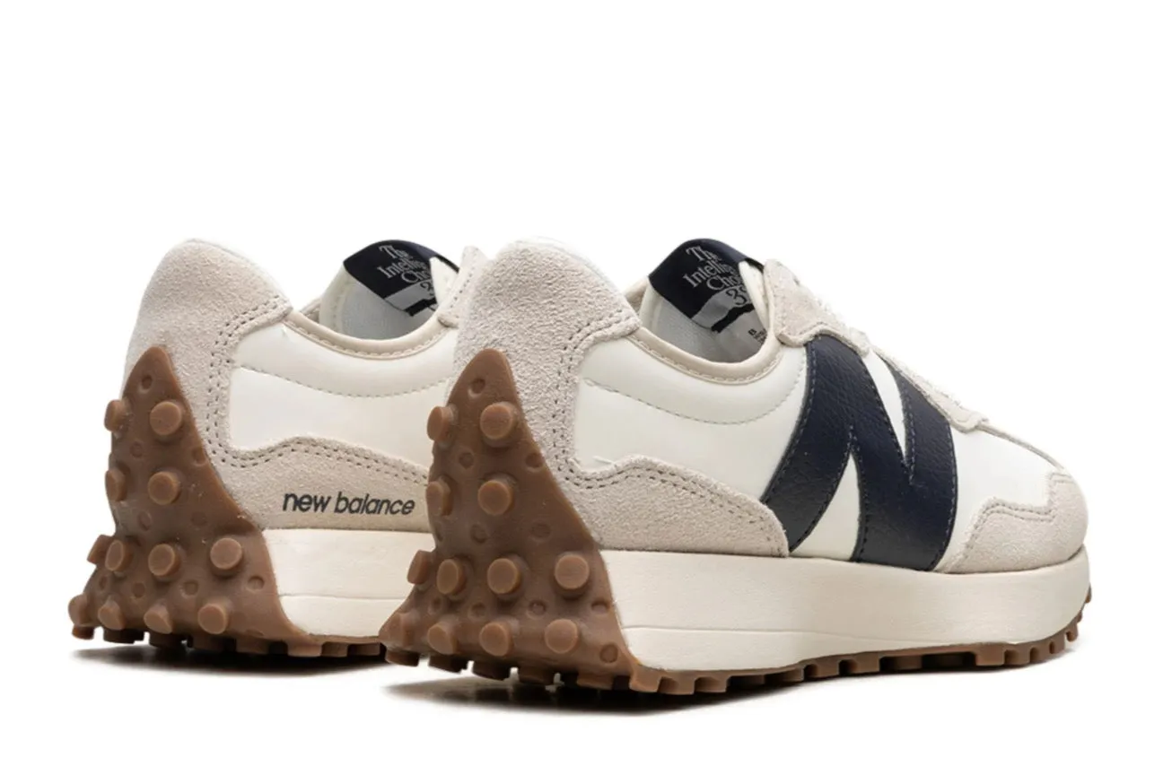 New Balance 327 Moonbeam Outerspace Contoured Flexible stability