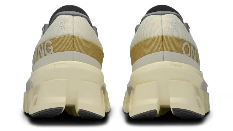 Dynamic Fit Lacing Ergonomic Last Shape On Running Cloudmonster 2 Cream Ice (M)