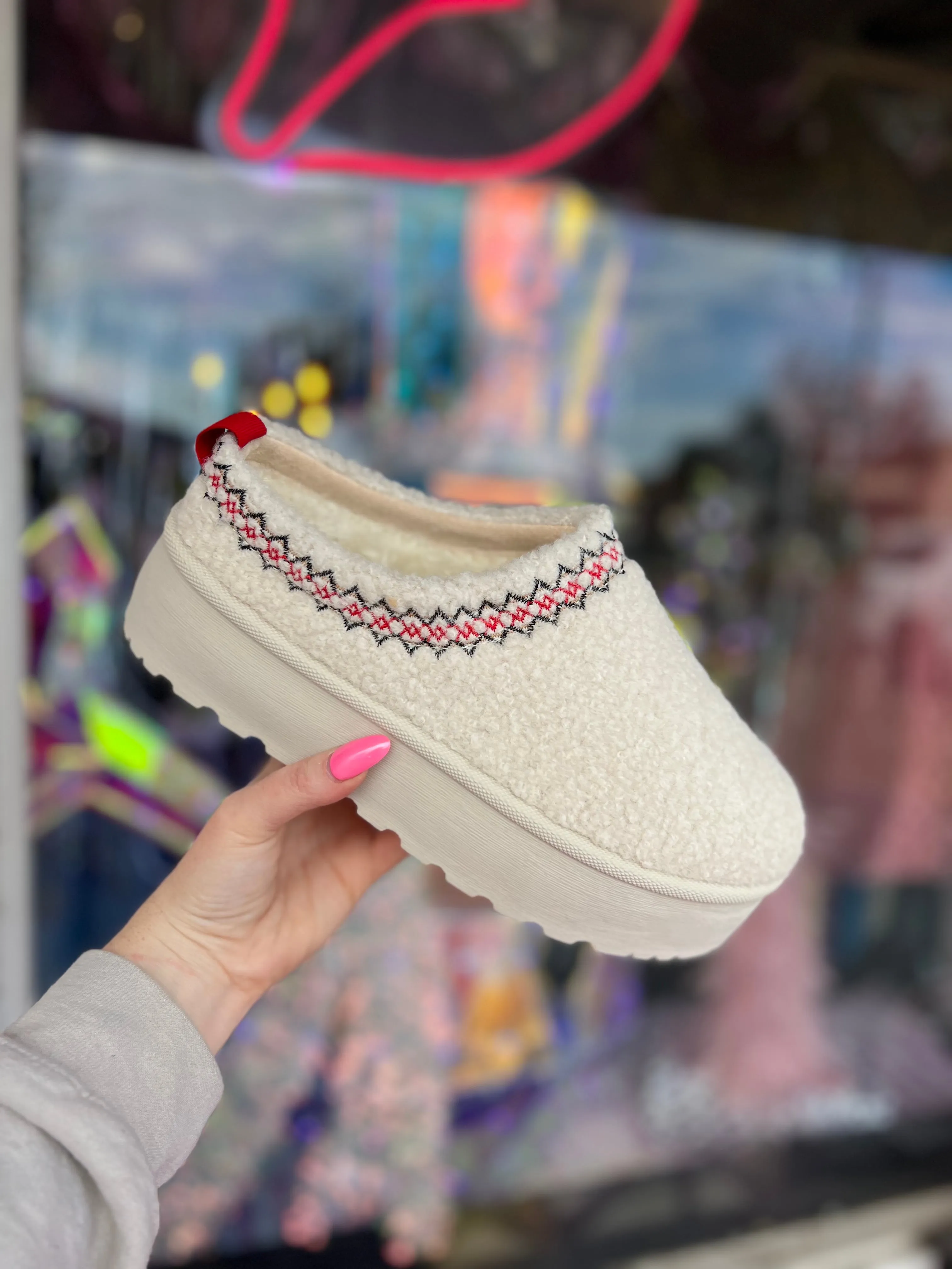 ergonomic Sherpa platform mule slides