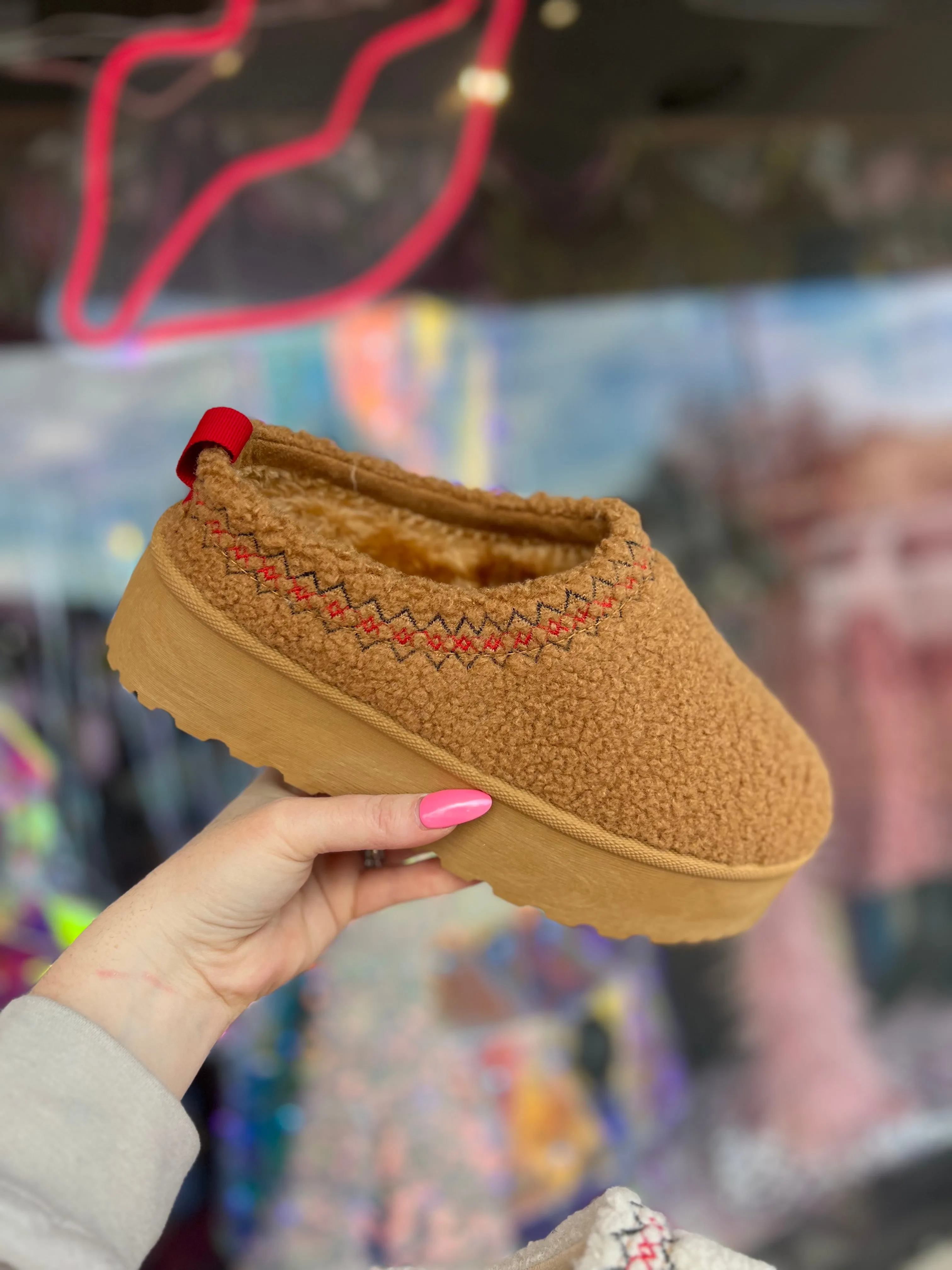 Art-Print Sherpa platform mule slides