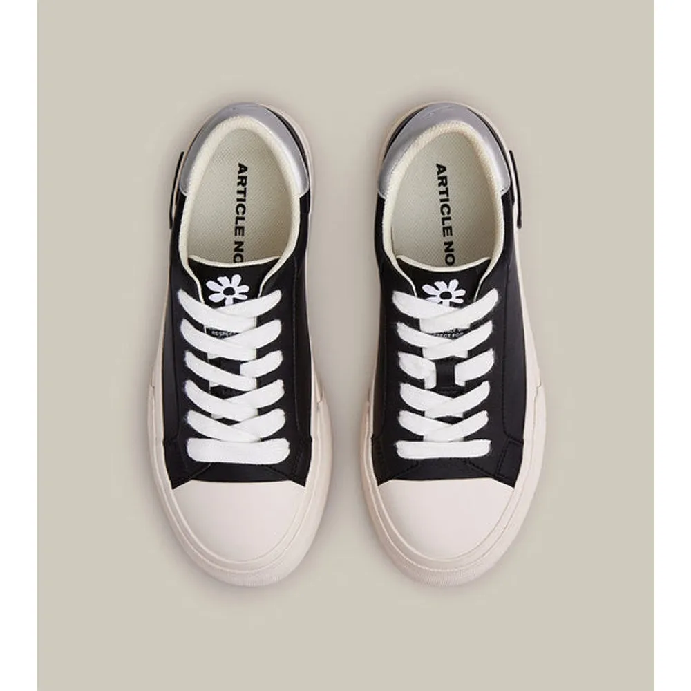 ARTICLE NO. O.G. CLASSIC PLATFORM BLACK SNEAKERS IN SILVER TAIL-BLACK / SILVER All Day Wear