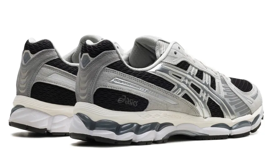 Flexible Tread Pattern ASICS Gel-Kayano 12.1 Kith Peat Cream