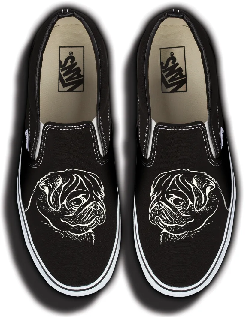 Comfy Fit Walk Baggins Original Slip on Pug
