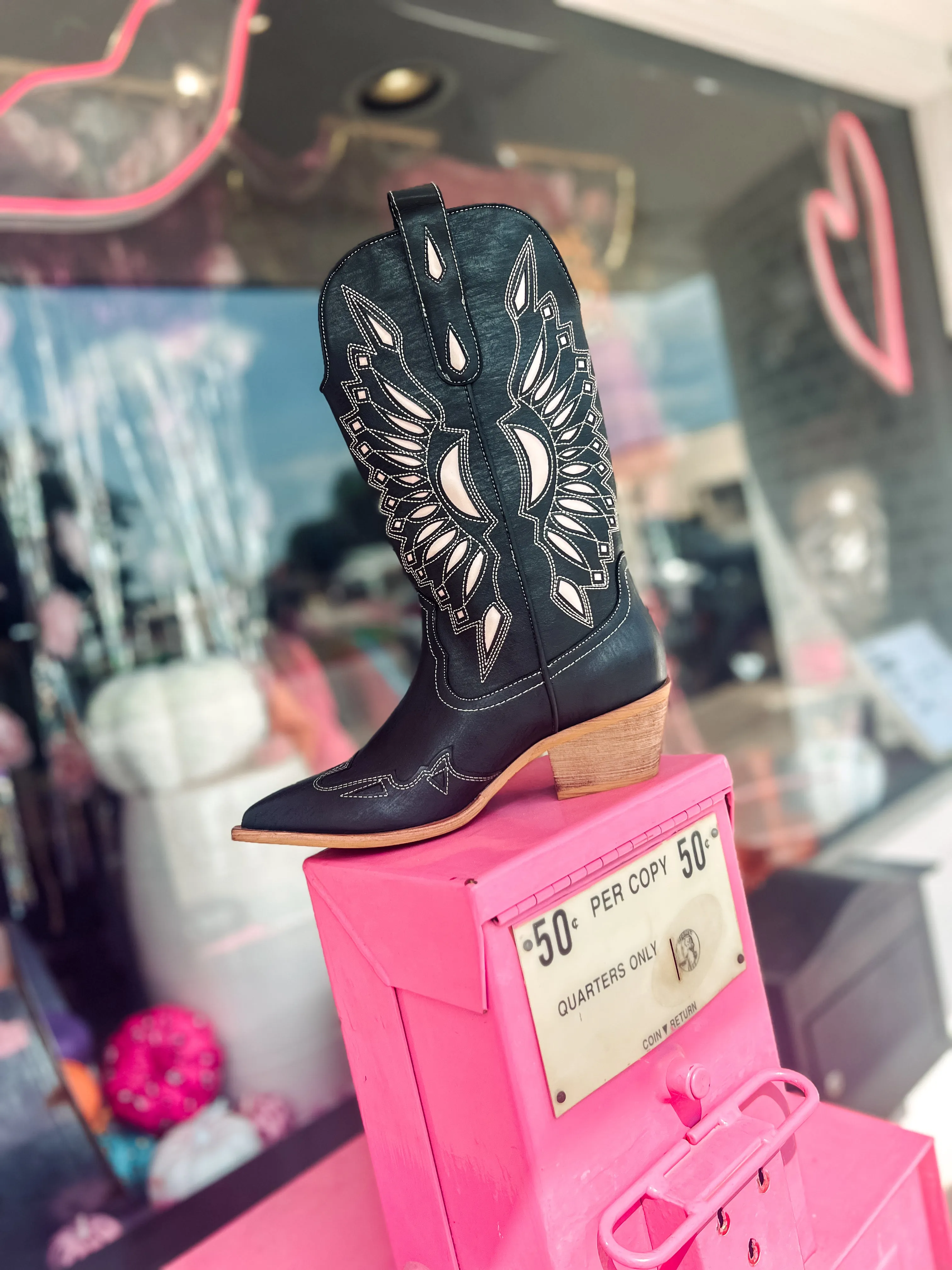Britney black boots High-Fashion