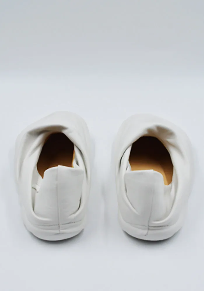 CAMPER x ISSEY MIYAKE K101074-003 PEU FROM LEATHER SHOES WHITE (New Arrivals FW25) Elastic laces Pressure Dispersion