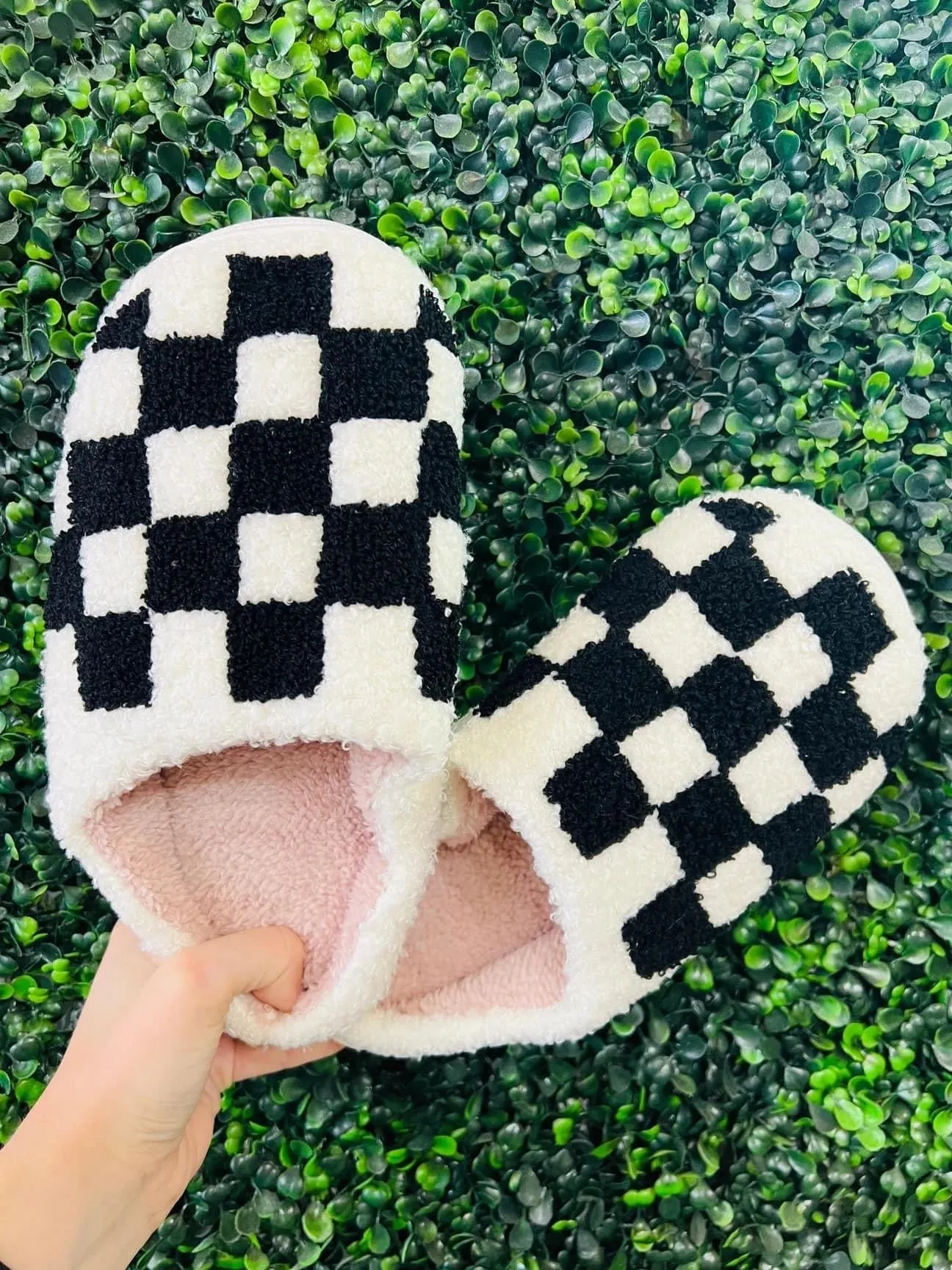 Checkered Slippers Cushioned heel