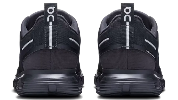 Street Fashion On Running Cloud 6 Waterproof All Black (Women's)
