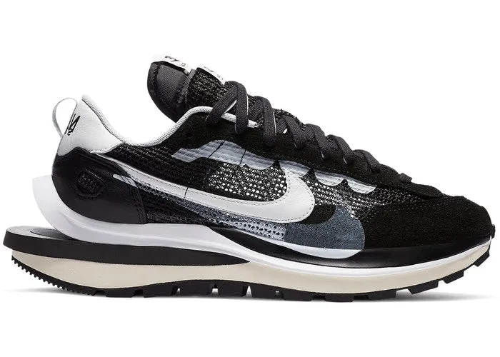 Nike Vaporwaffle sacai Black White understated look ReinforcedHeel
