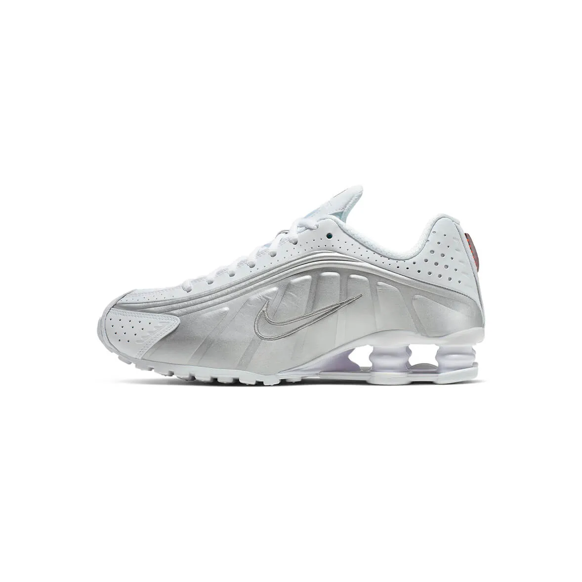 Nike Shox R4 White and Metallic Silver Urban Everyday Summit Step