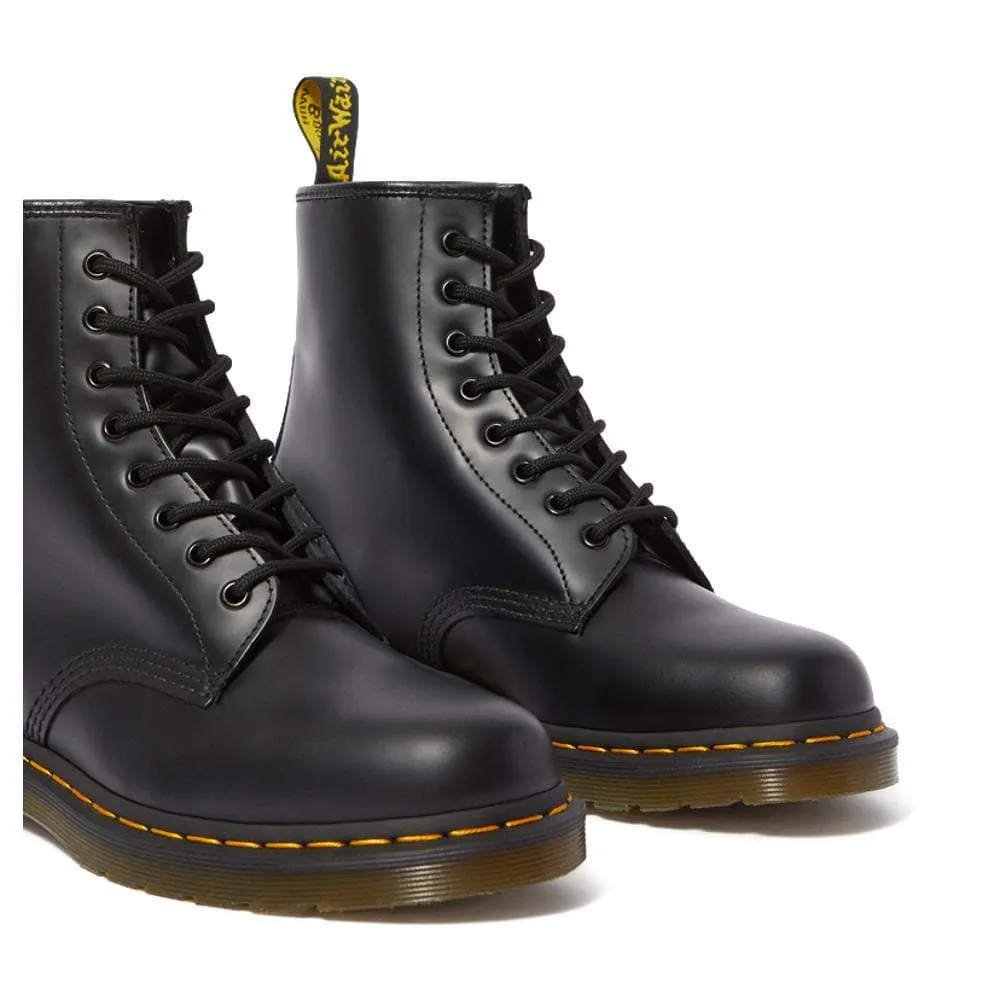 School Run Chunky Sole DR. MARTENS CLASSIC 8 EYE BOOT-BLACK