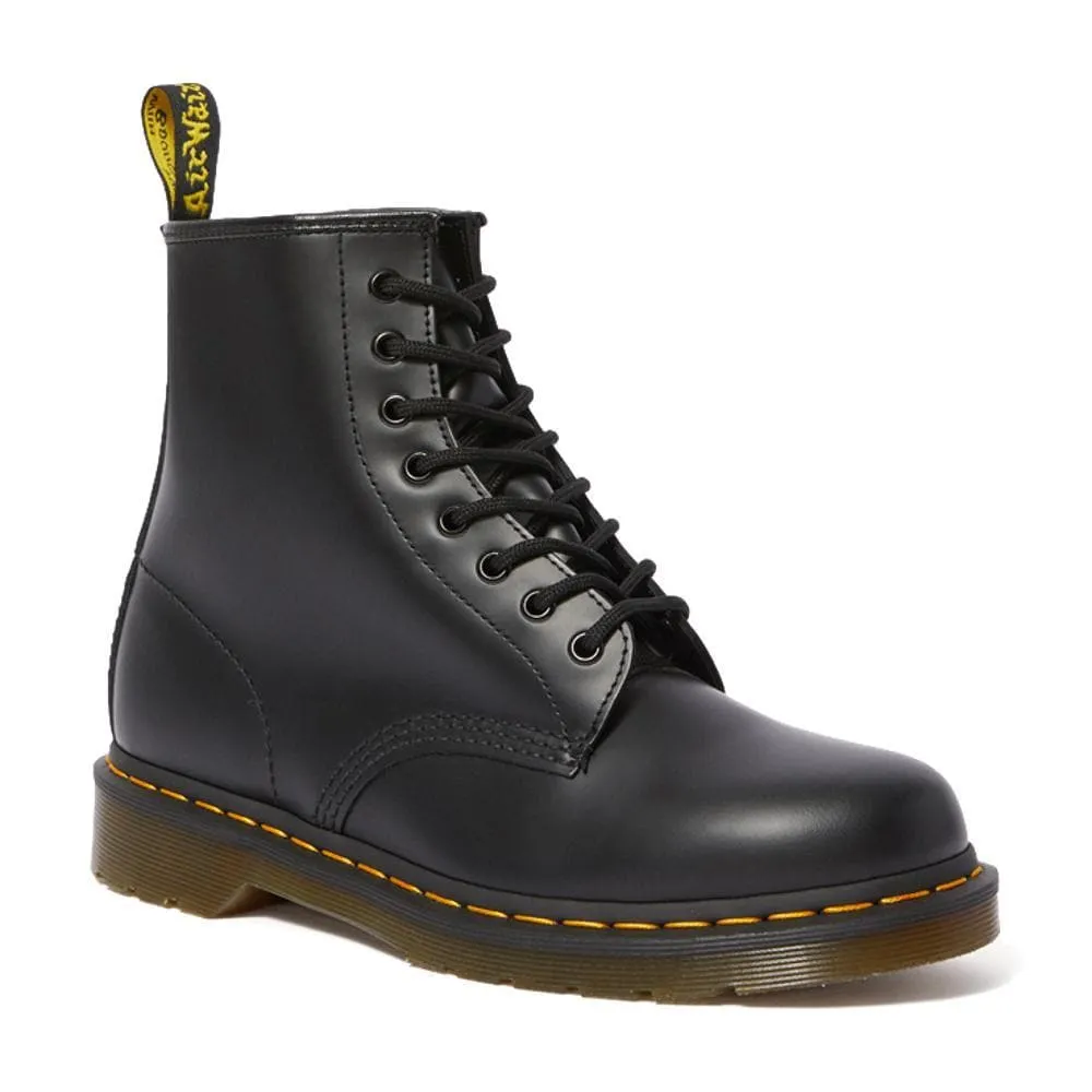 Star Step Feast Walk DR. MARTENS CLASSIC 8 EYE BOOT-BLACK