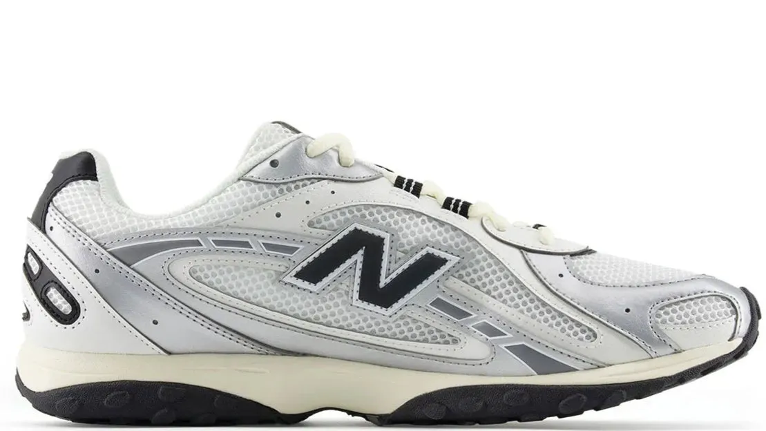 New Balance 204L Silver Metallic Black Fabric Upper Ventilated Insole