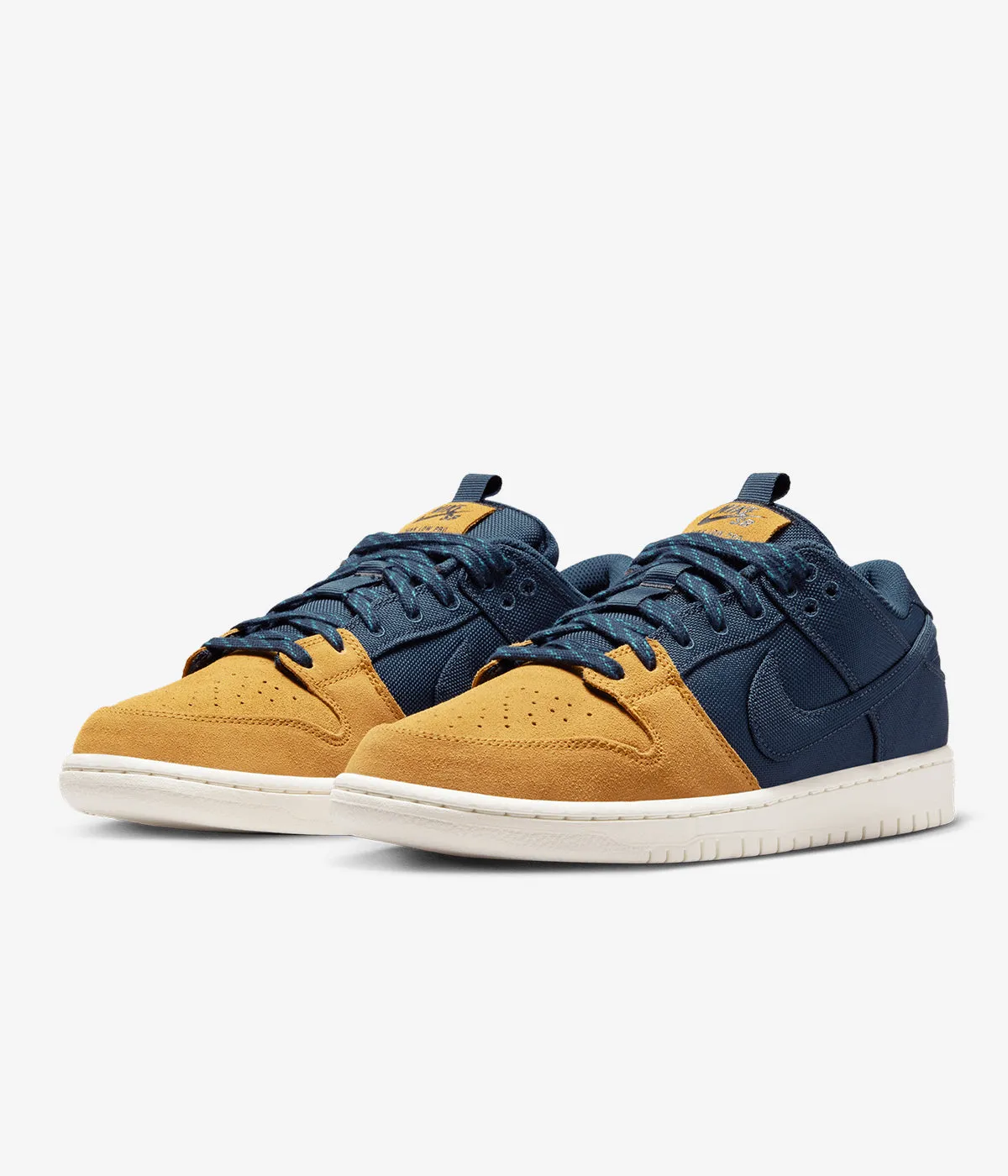Exclusive chic Nike SB Dunk Low Pro Premium