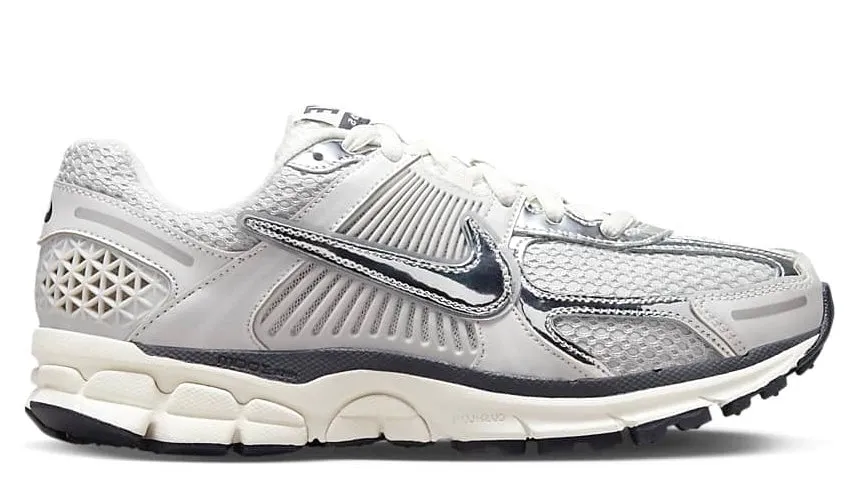 Micro Perforation Ventilation Nike Zoom Vomero 5 Photon Dust Metallic Silver