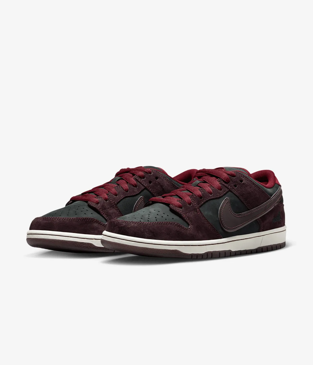 Feel Fresh Nike SB Dunk Low Pro "Riot Skateshop"