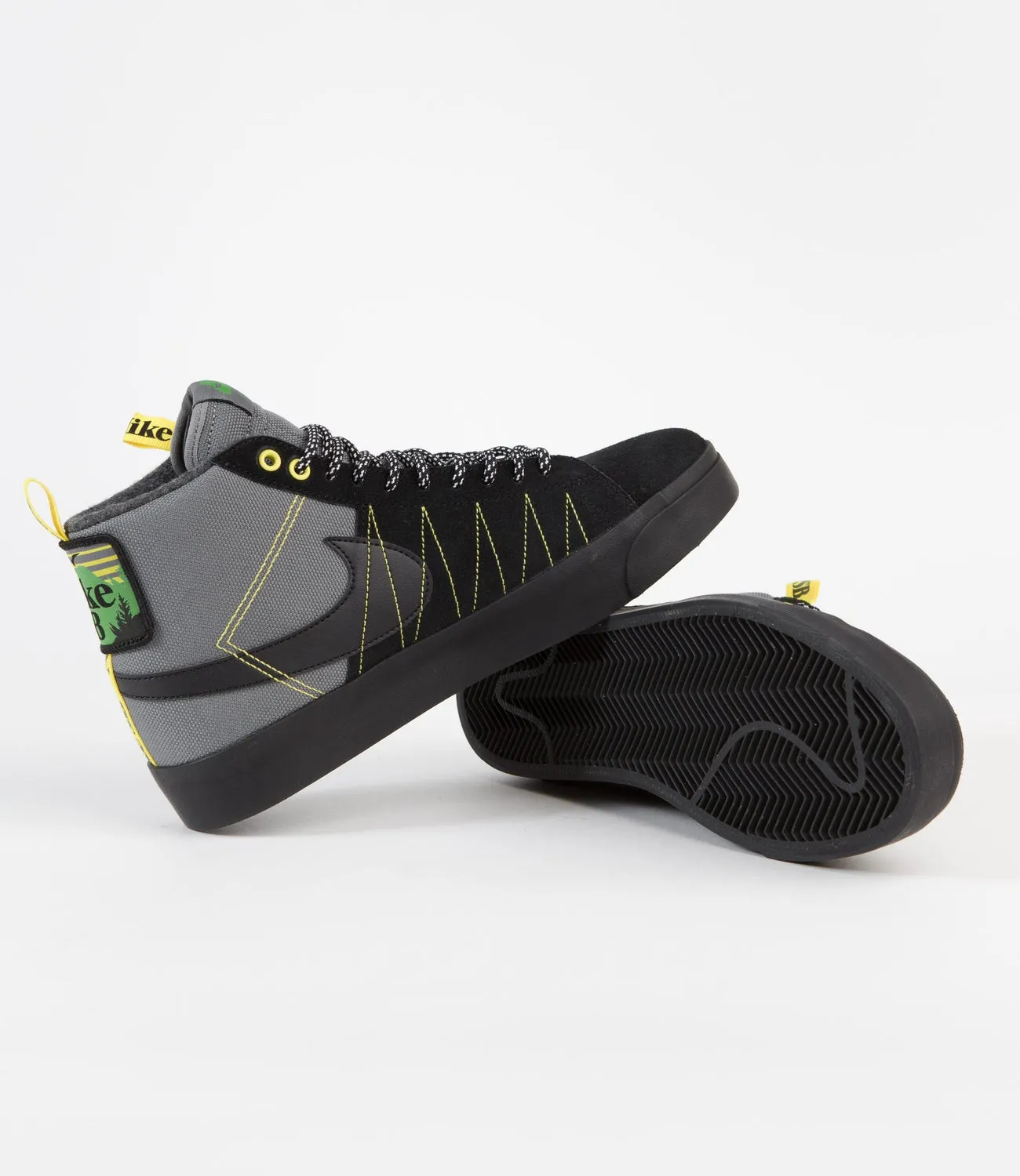 Glammed-up Nike SB Zoom Blazer Mid Premium