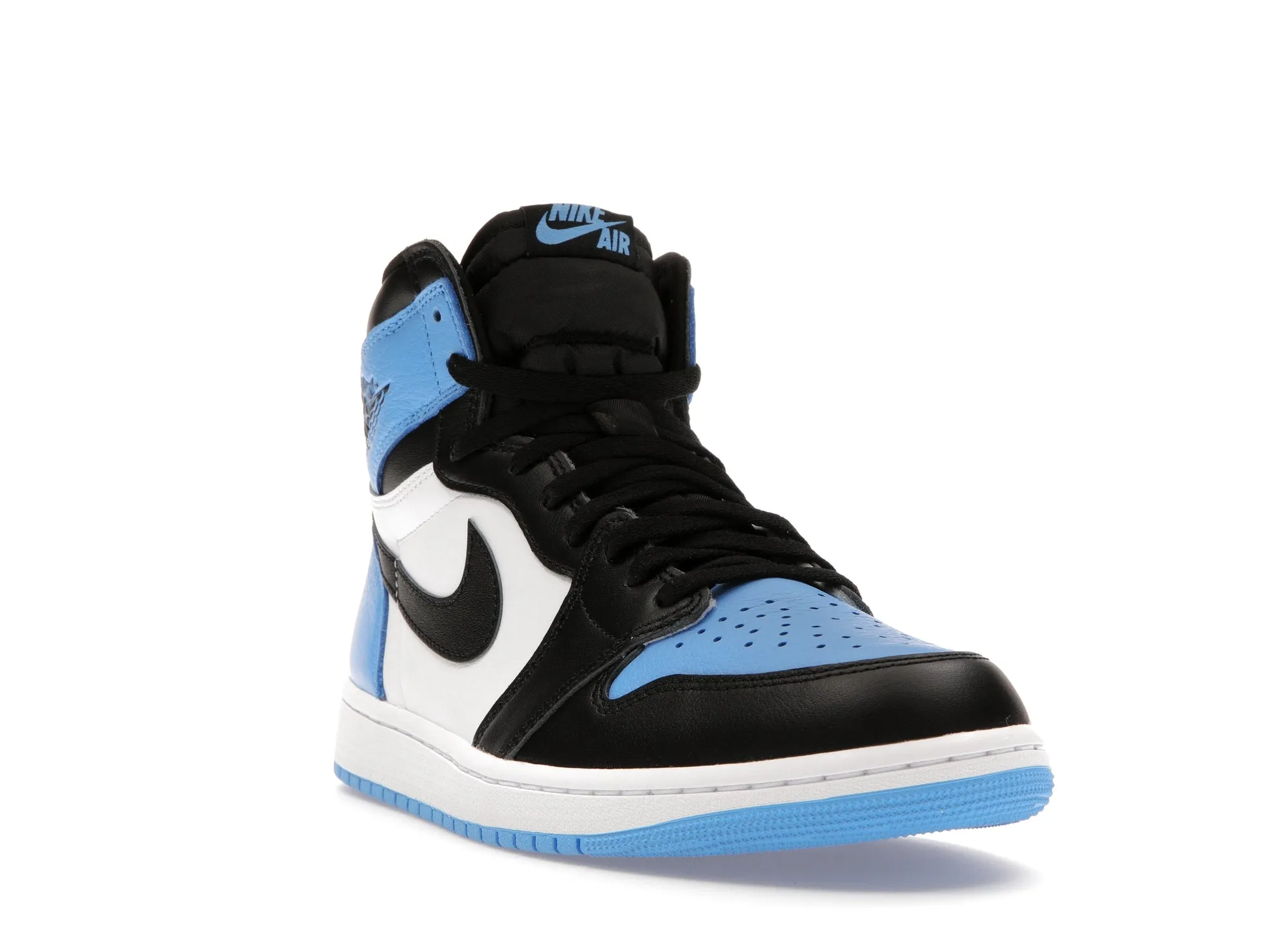 High-Energy Performance Jordan 1 Retro High OG UNC Toe