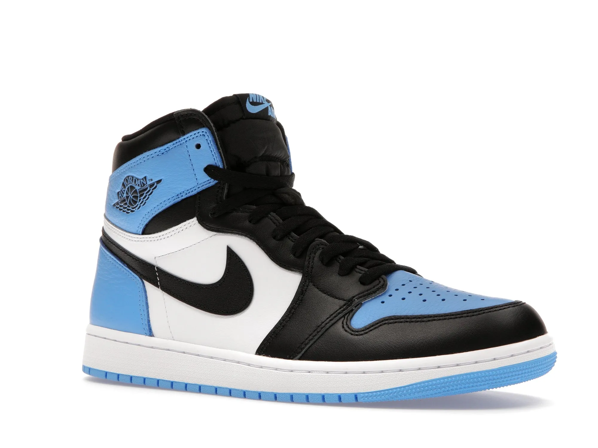 High-Energy Performance Jordan 1 Retro High OG UNC Toe