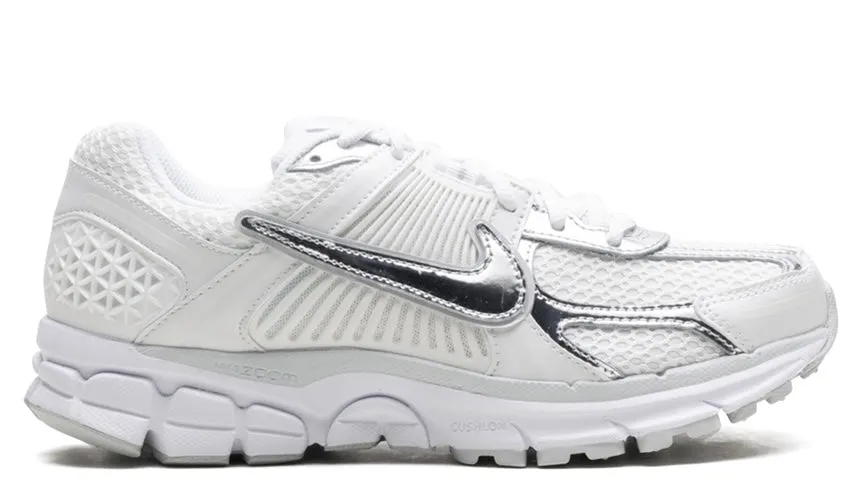 Sustainable Sole Construction Cushioned Step Nike Zoom Vomero 5 Chrome Toe (Women's)