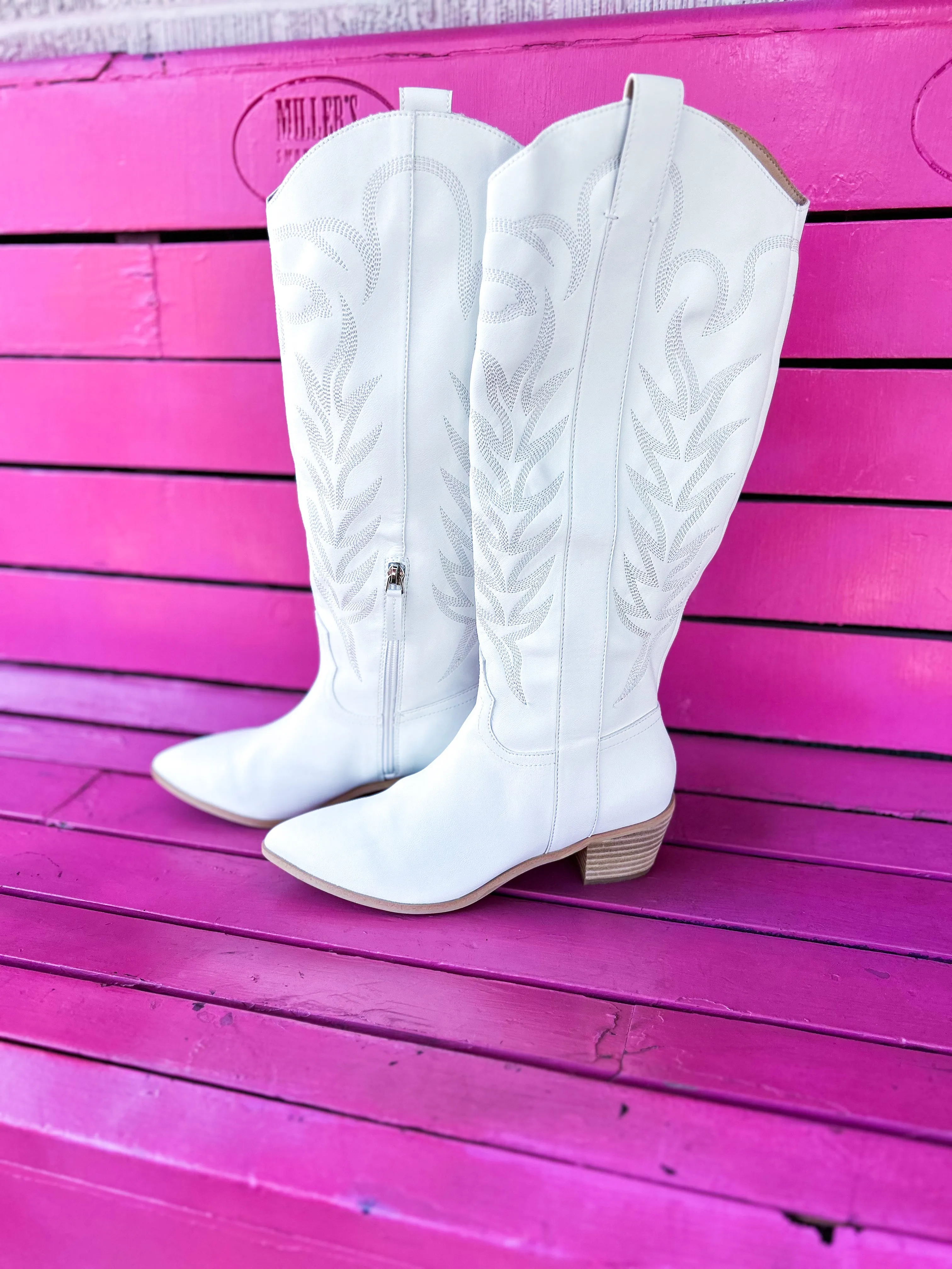 Icon-Core White knee high cowgirl boots