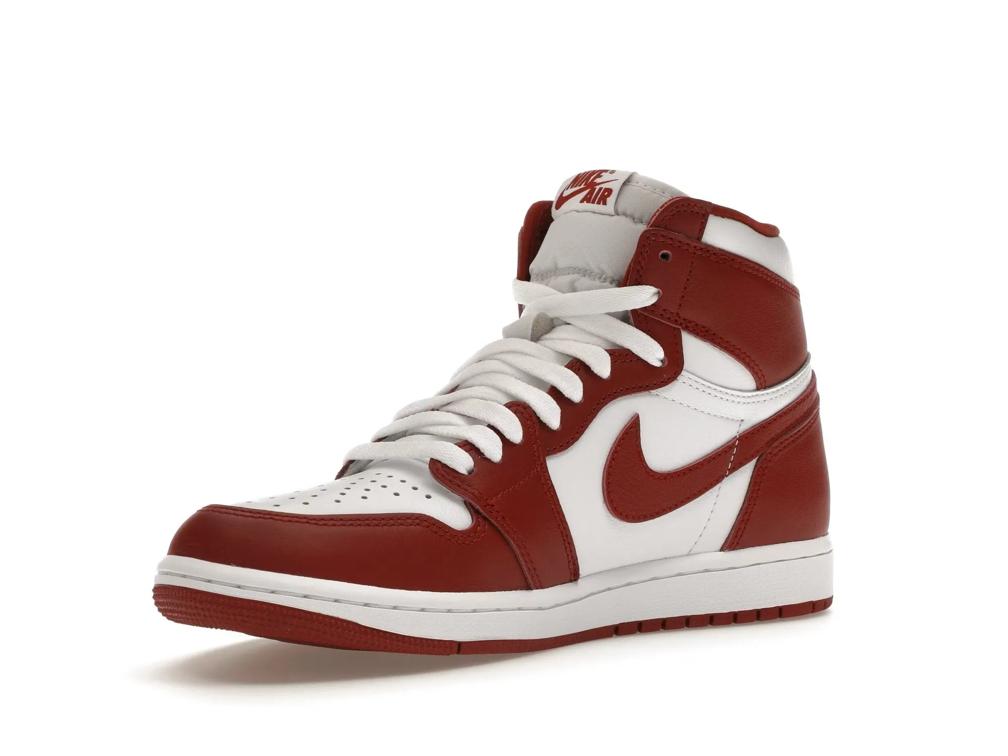 Jordan 1 Retro High OG Artisanal Team Red High-Traction Design