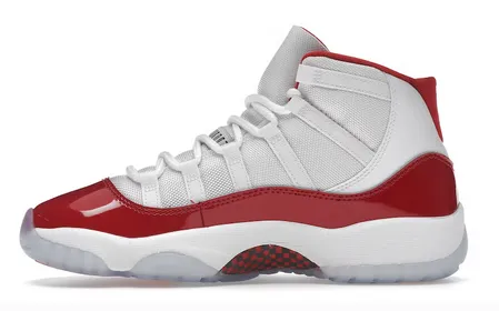 Distinctive Design Jordan 11 Retro Cherry (2022) (GS)