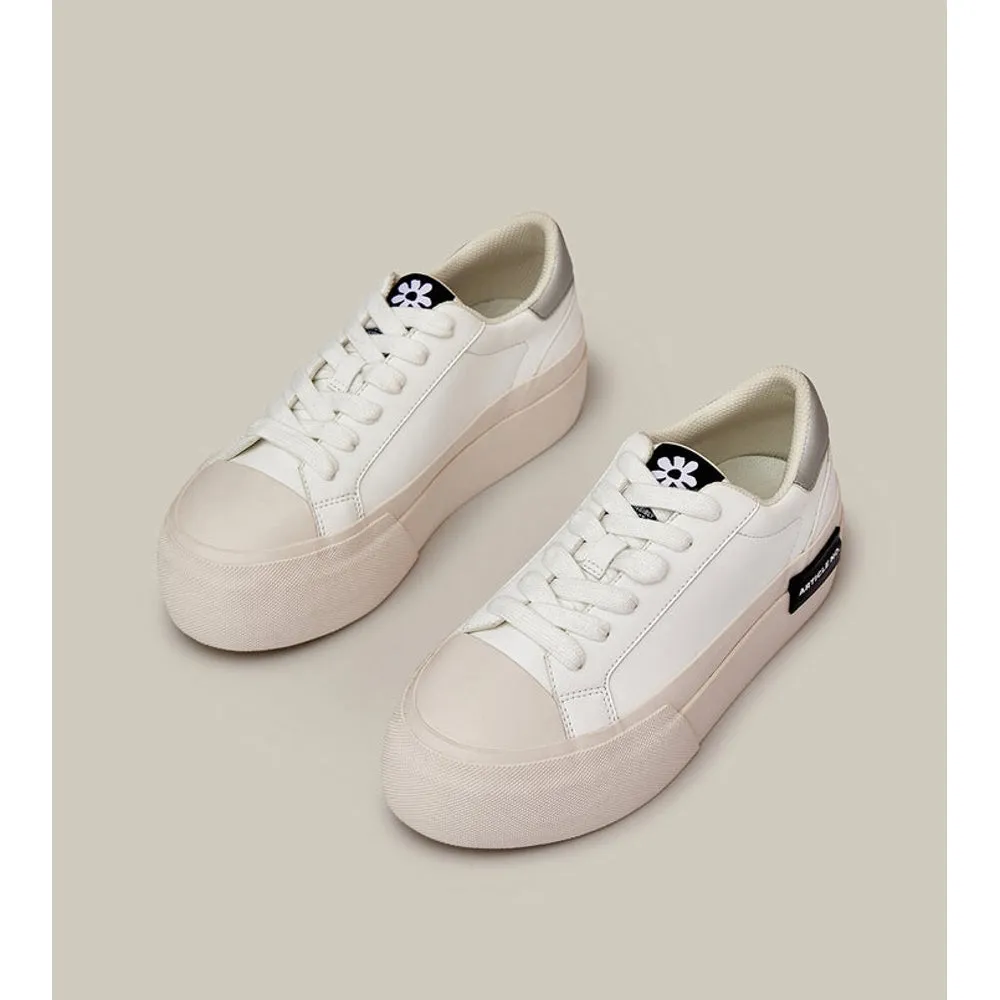 Match Go ARTICLE NO. O.G. CLASSIC PLATFORM WHITE SNEAKERS IN SILVER TAIL-WHITE SILVER