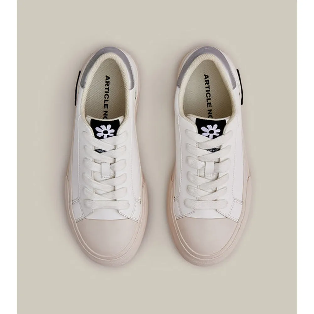 Hold Step Cushioned Footbed ARTICLE NO. O.G. CLASSIC PLATFORM WHITE SNEAKERS IN SILVER TAIL-WHITE SILVER
