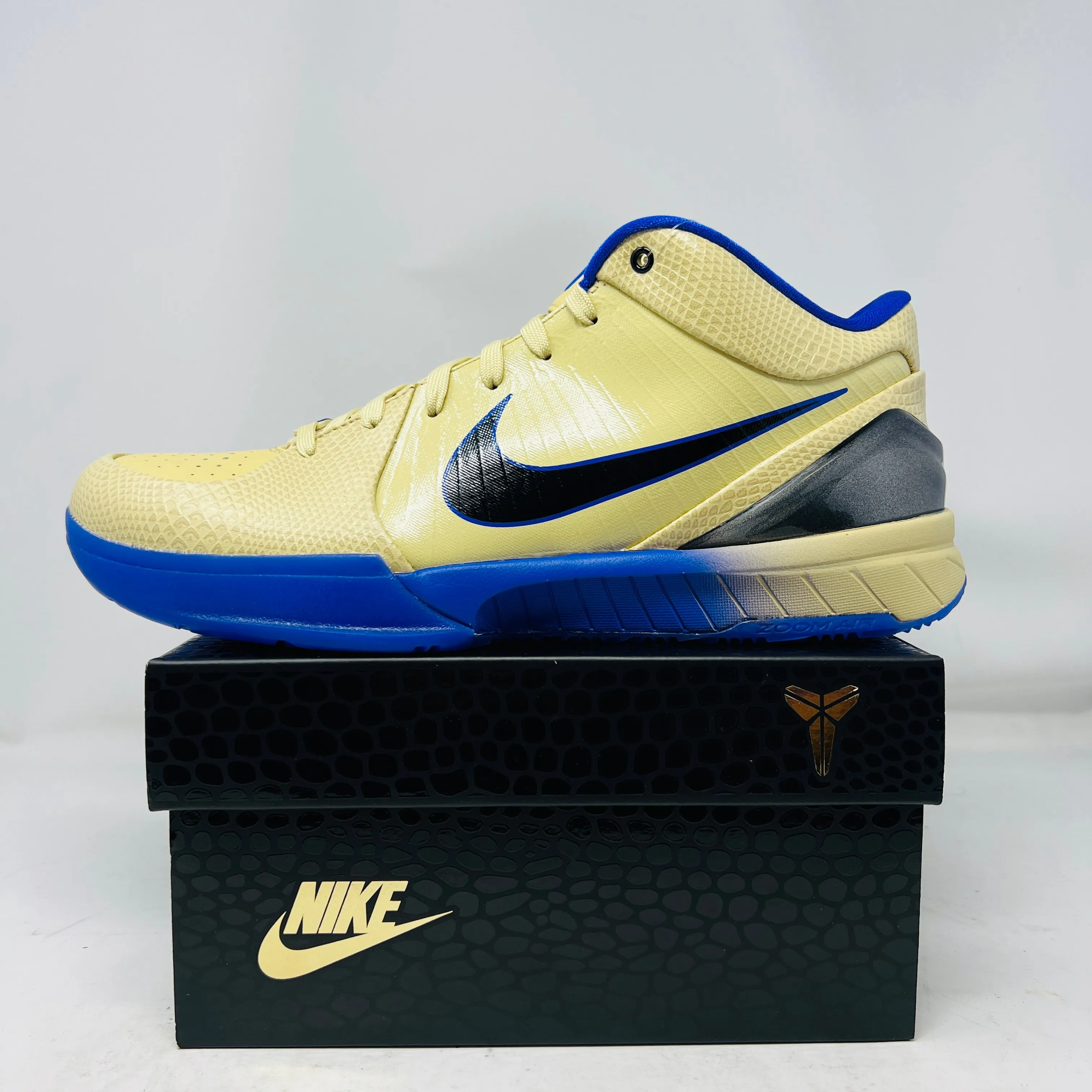Functional Piece Outdoor Stroll Nike Kobe 4 Protro FC Barcelona Team Gold