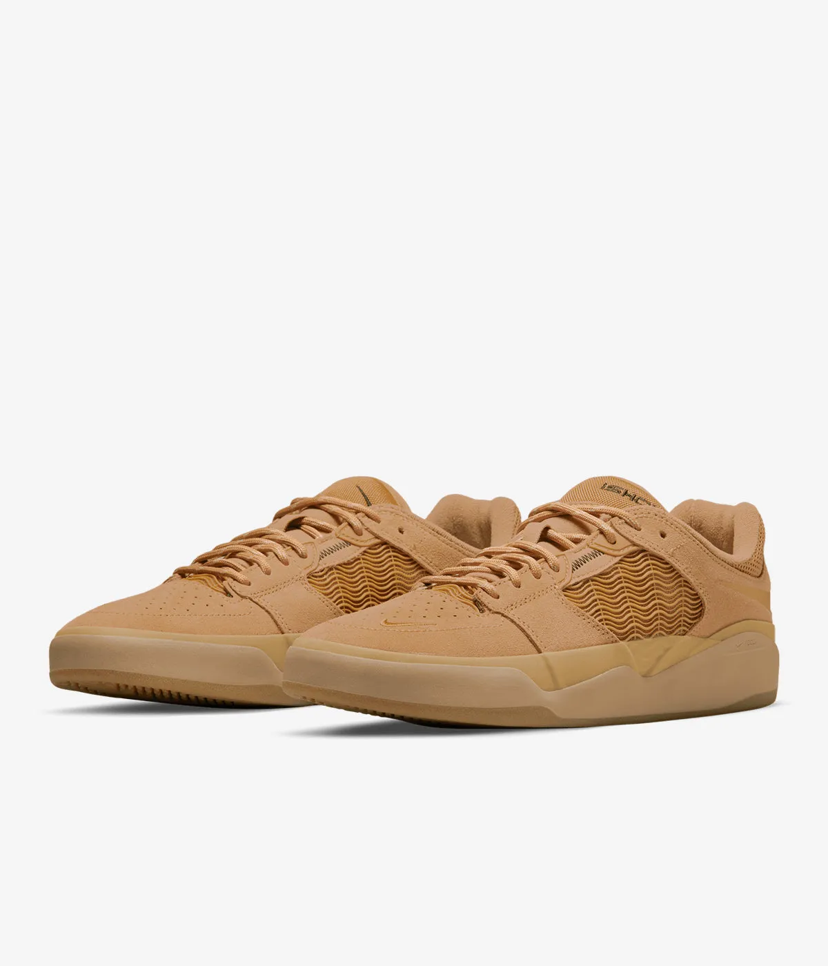Maximum look Nike SB Ishod Wair
