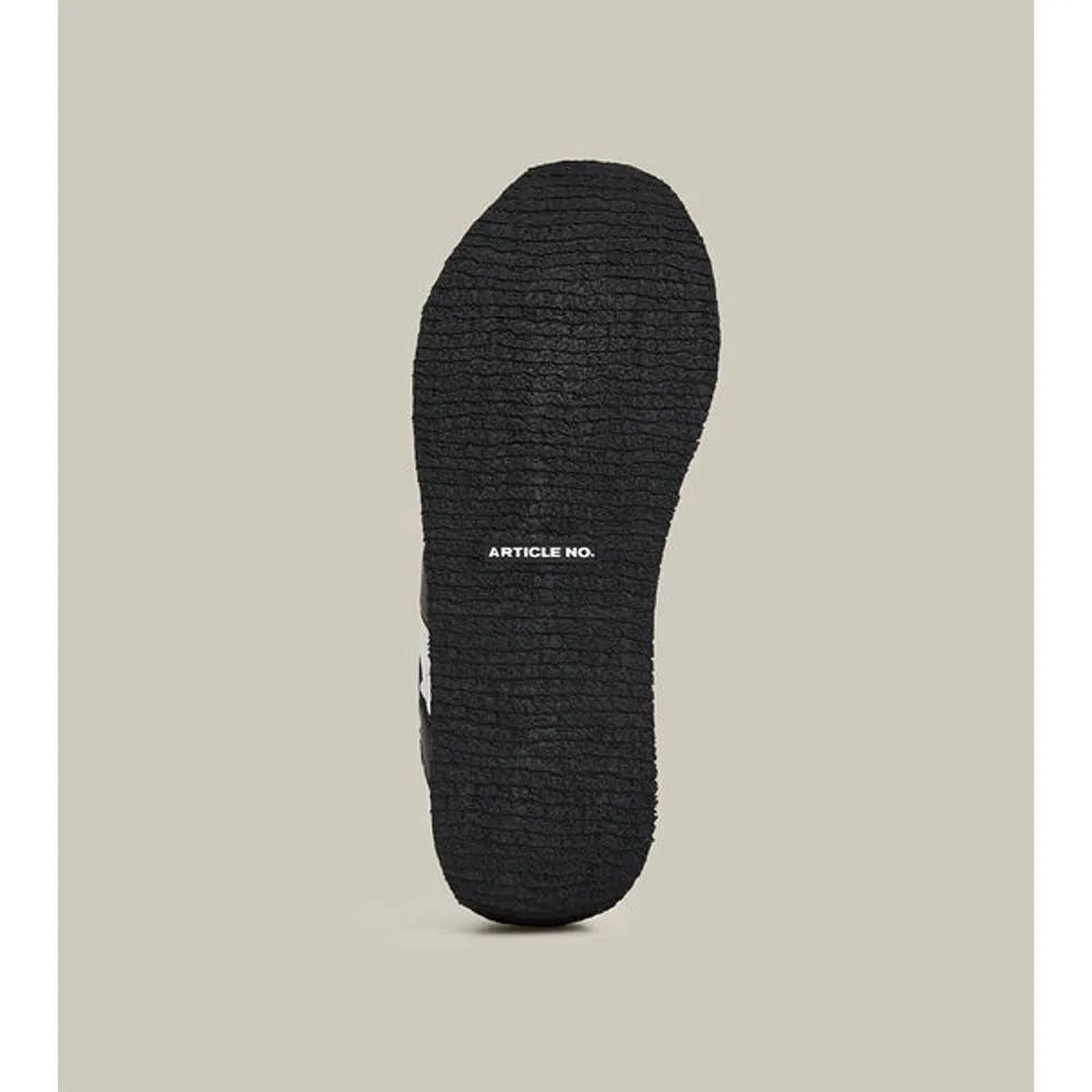 ARTICLE NO. DUNE LOW-TOP WHITE AND BLACK LOGO RUNNER-WHITE BLACK Fit Daily Foot Freedom