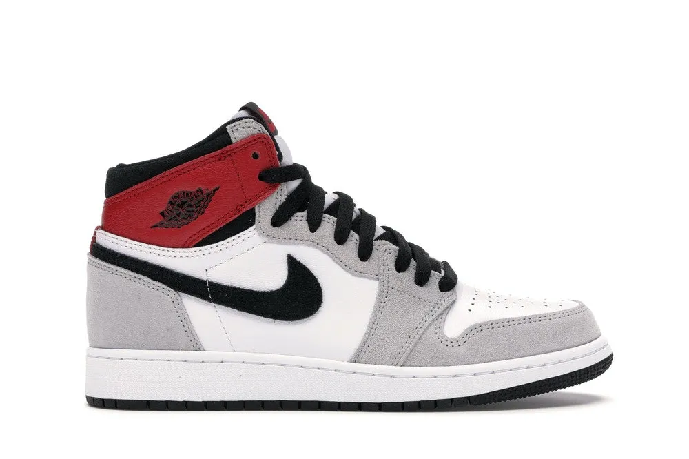 Bendable Outsole Responsive cushioning Jordan 1 Retro High Light Smoke Grey (GS)