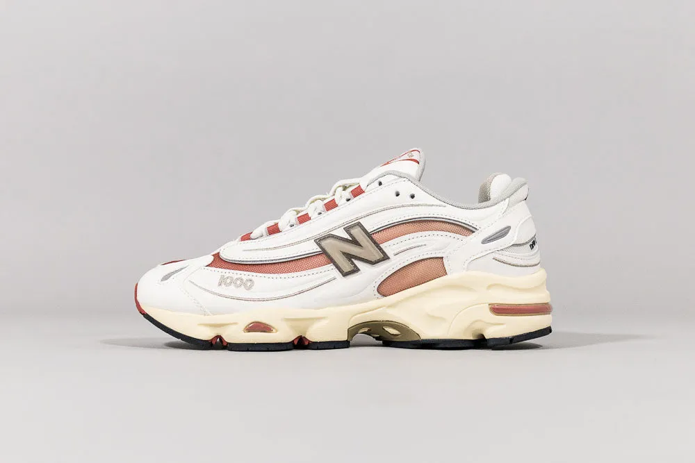 New Balance 1000 Astro Dust fitness accessories travel - friendly shoe perk