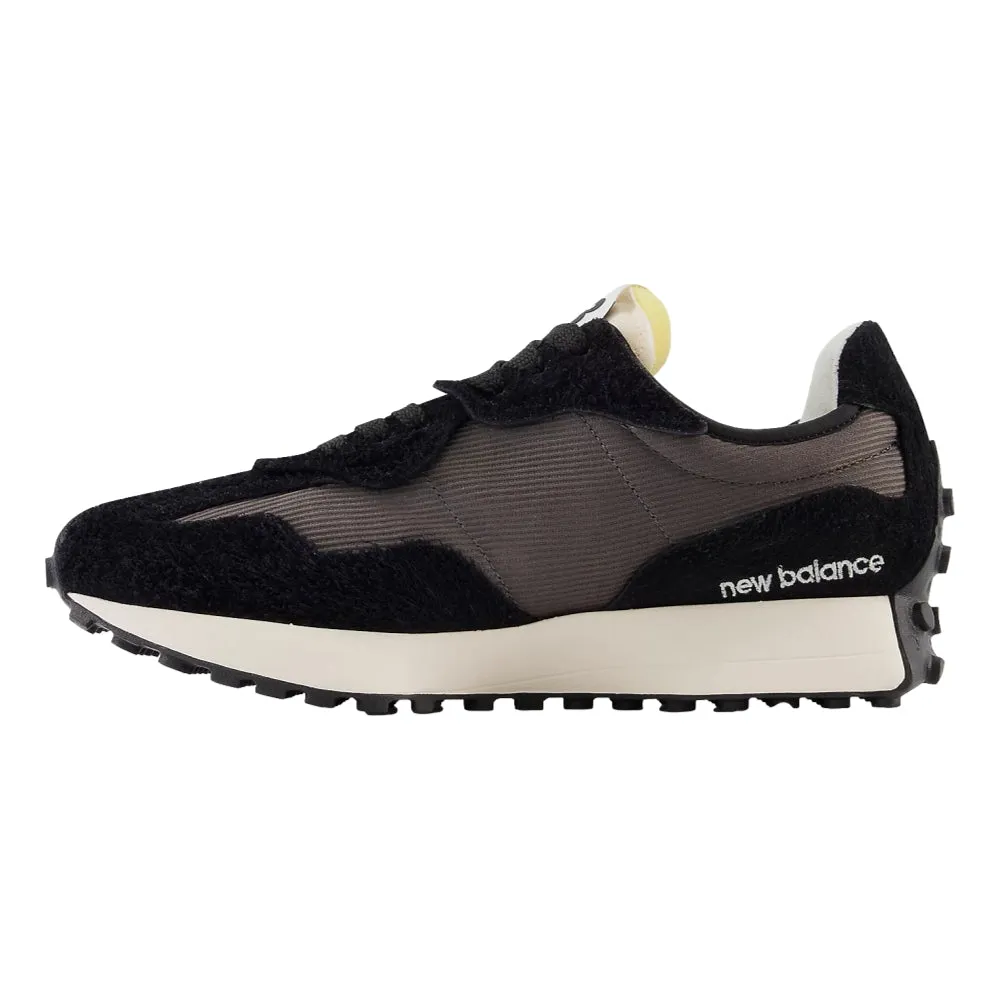Street Look NEW BALANCE 327-BLACK