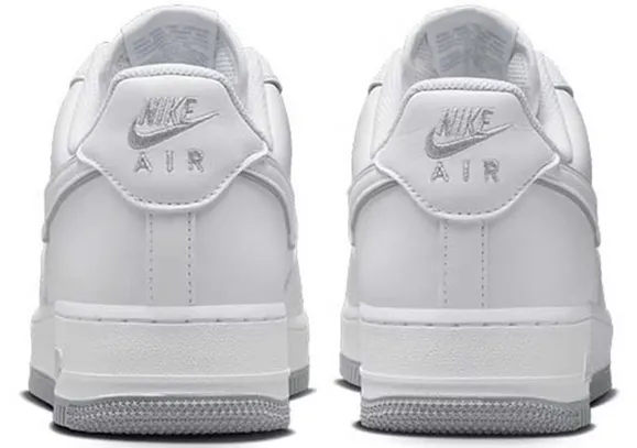Easy Step Nike Air Force 1 '07 Low White Wolf Grey Sole
