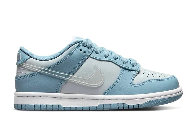 Dynamic look Nike Dunk Low Aura Blue