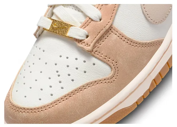 Fashion-Forward Sock Like Fit Tech Nike Dunk Low Australia (W)