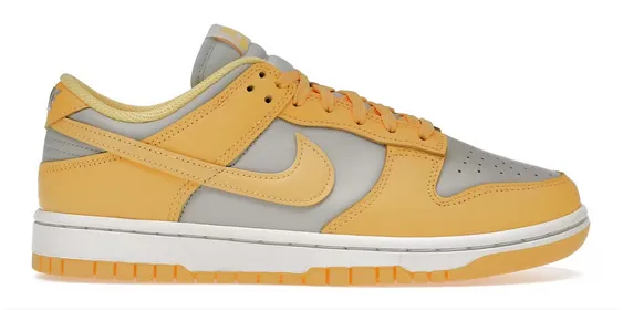 SyntheticUpper Speedy Walk Nike Dunk Low Citron Pulse (Women's)