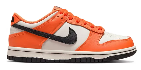 Nike Dunk Low Halloween (GS) (2022) Weekend Style Vertical Flex
