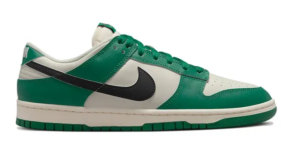 Nike Dunk Low SE Lottery Pack Malachite Green Energy Step