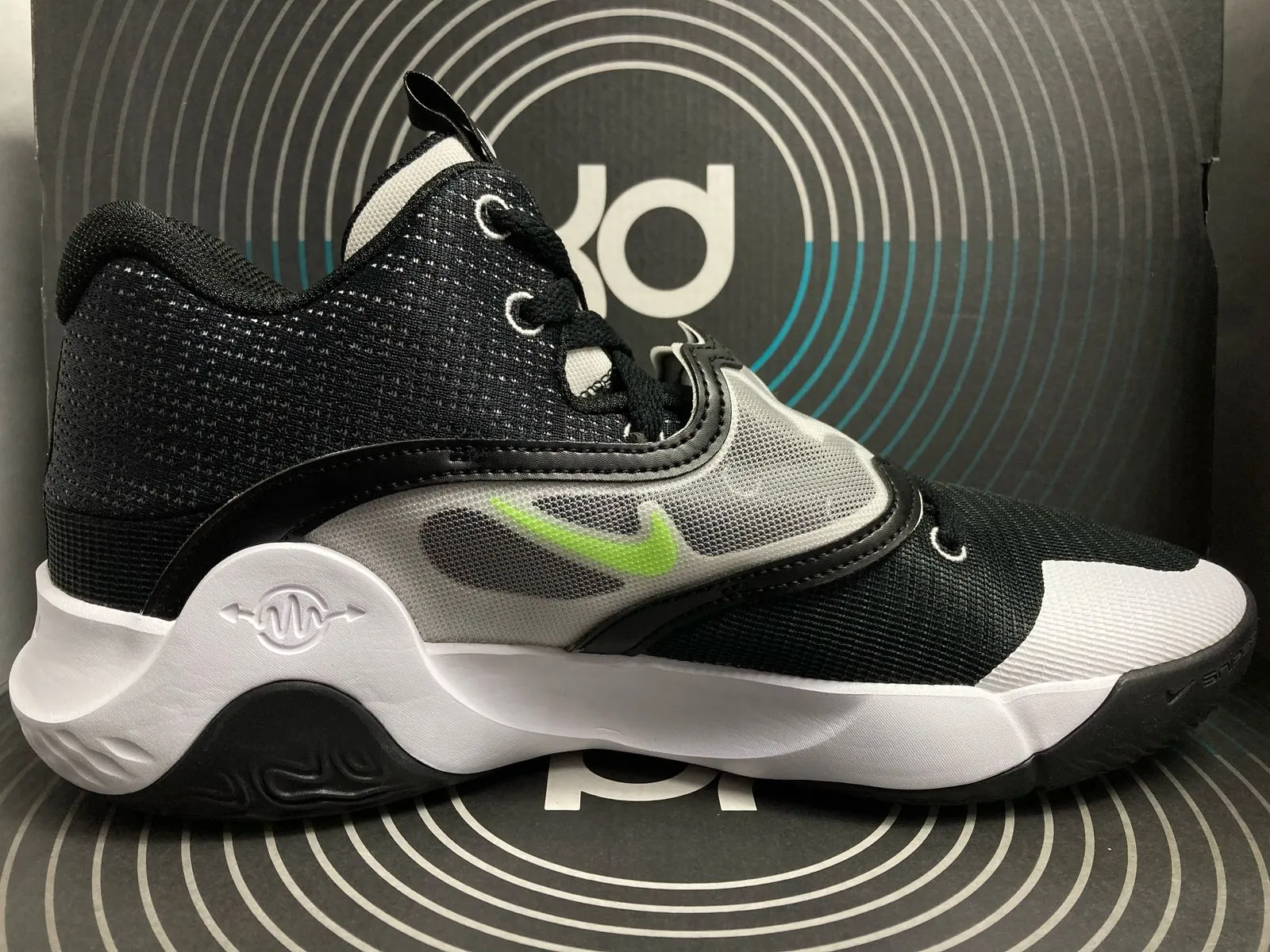 Nike KD Trey 5 X 'Black Volt' Adaptive Heel Counter High Traction