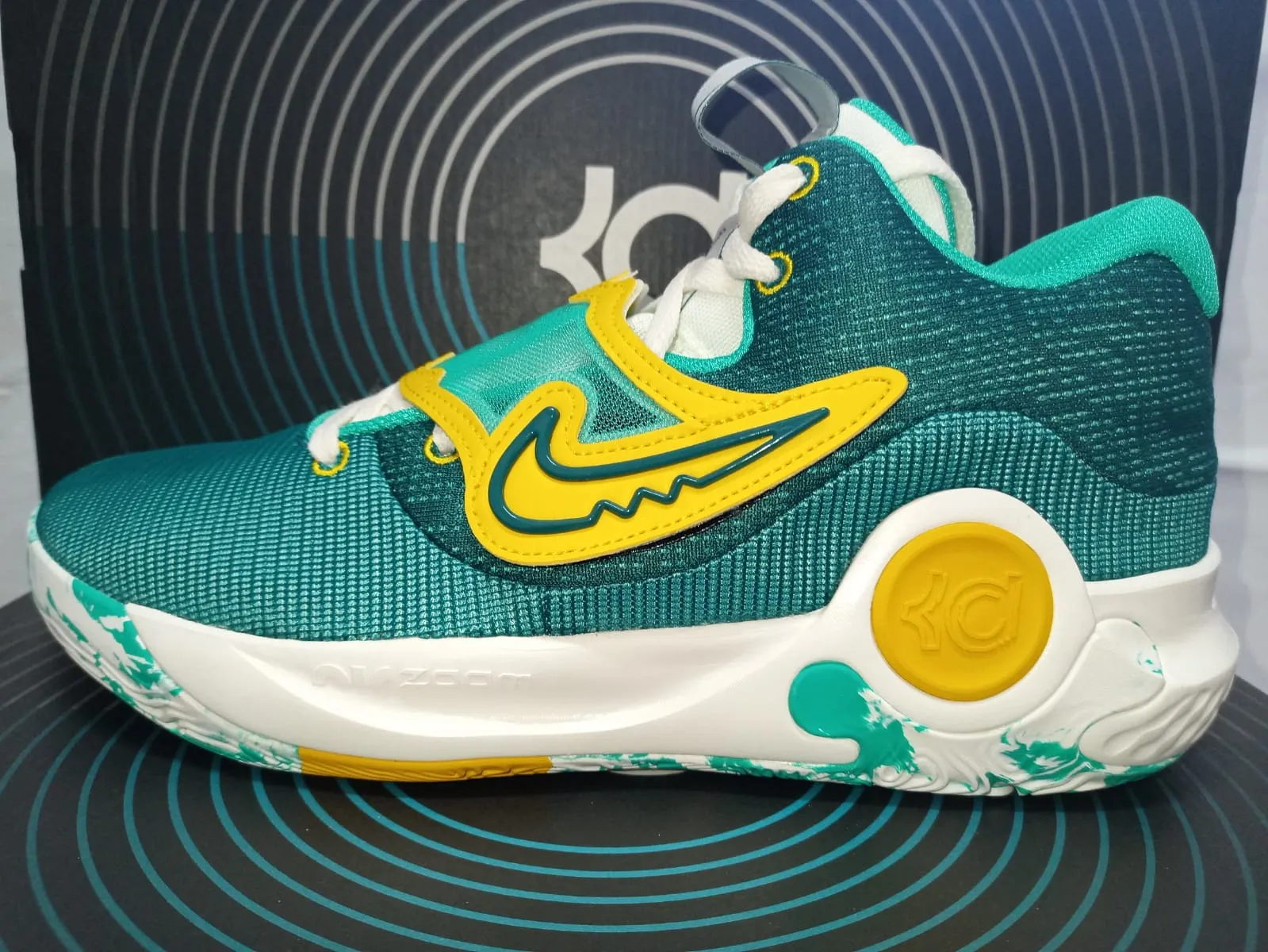 Sneakers Traction Jump Energy Zone Nike KD Trey 5 X 'Clear Jade Sulphur'