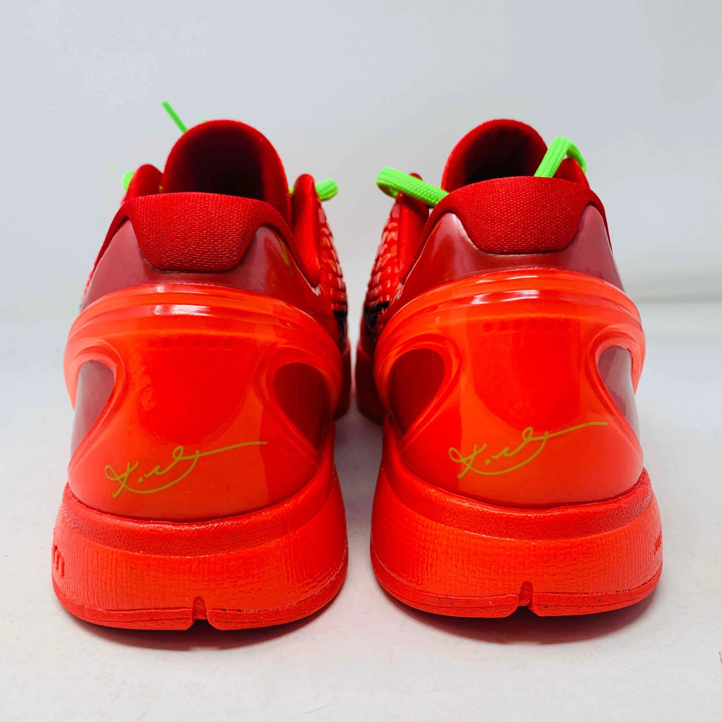 Nike Kobe 6 Protro Reverse Grinch On-Trend