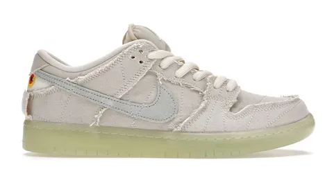 Nike SB Dunk Low Mummy Secure Style