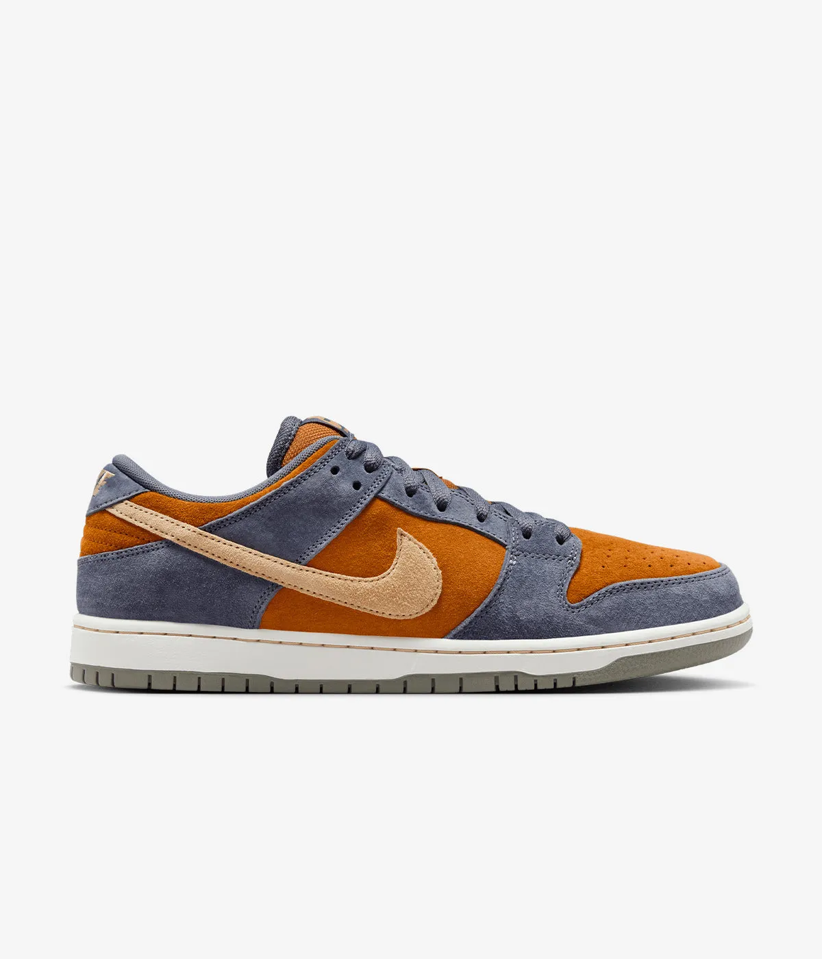 Structured chic Fresh stability Nike SB Dunk Low Pro "Light Carbon Monarch"
