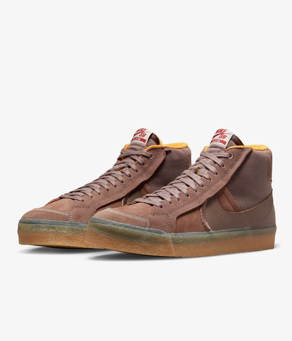 Nike SB Zoom Blazer Mid Premium Plus Glide Motion